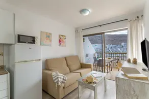 Apartment with terrace & pool | Mountain view | Suitable for remote work - Image 3