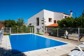 El Trillo Country House in Aldea del Obispo, Salamanca, with Private Pool and Natural Surroundings - Image 2
