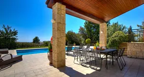 Villa con terrazza, piscina privata e giardino | Vista sul mare - Image 5