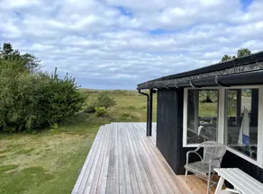 Family-friendly lovely holiday home with terrace, garden & barbeque | Sea view | Beach nearby | Dogs allowed - Image 3