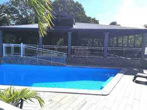 Voll ausgestattetes schönes Apartment mit Terrasse, Grill und Pool | Bergblick - Image 3