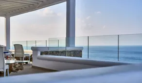 Villa avec jacuzzi, piscine privée et internet haut débit | Vue mer - Image 2