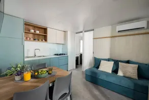 Mobile home with pool, terrace & garden - Image 4
