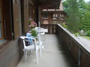 Family-oriented holiday apartment with garden - Image 5