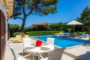 Villa avec jardin, barbecue et piscine privée | Vue montagne - Image 4