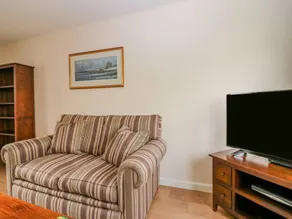 Cottage with garden - Image 5