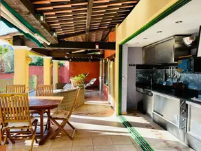 Villa entièrement équipée avec piscine, terrasse et jardin | Vue piscine | Idéale pour le télétravail - Image 3