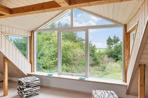 Holiday home with BBQ & terrace | Sea view | Pets allowed - Image 3