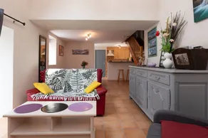 Cottage 'Chez Nous' with Private Terrace, Shared Garden and Wi-Fi - Image 4