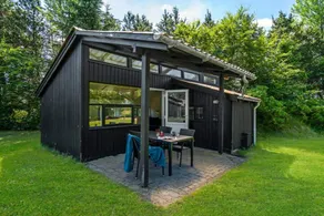 Beautiful holiday home with terrace | Pets are welcome - Image 4