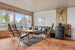 Holiday home with barbecue, terrace & sauna - Image 2
