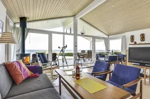 Fully equipped house with terrace, sauna & hot tub | Sea view - Image 4