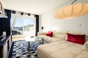 Apartment with pool & terrace - Image 5