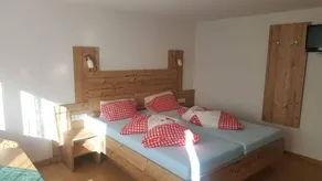 Holiday apartment with terrace - Image 5