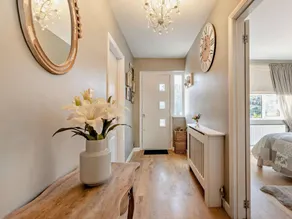 House with garden & terrace | Water view - Image 4