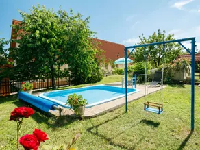 Fully equipped wonderful holiday home with terrace, barbeque & private pool | Lake view | Pet-friendly - Image 2