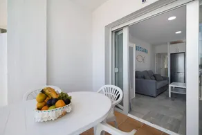 Flat with terrace | Sea view | Beach nearby | Perfect for remote work - Image 5