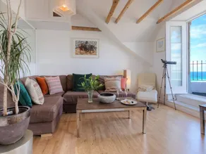 Family-oriented cottage | Beach view | Next to the beach | Dogs allowed - Image 3