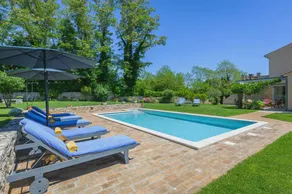 Lipa in Krnica with 4 bedrooms and 3 bathrooms - Image 5