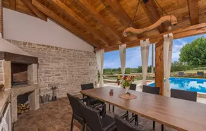 Familienorientierte Villa mit Grill und Pool - Image 5