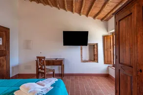 Wunderschönes Privatzimmer mit Pool, Garten und Terrasse | Gartenblick - Image 3