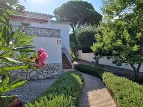 Spacious house in L'Escala, near the beach, ideal for families - Image 2
