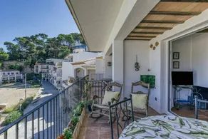 Fully equipped apartment with terrace & garden | Beach view | Next to the beach | Dogs allowed - Image 3