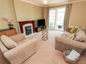 Cottage with garden & jacuzzi | Pets are welcome - Image 3