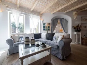 Villa with pool, terrace & BBQ - Image 5