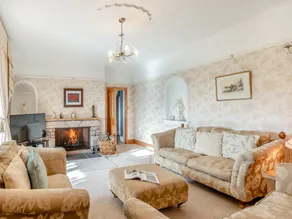Children-friendly cottage with jacuzzi, barbeque & garden | River view | Pets allowed - Image 5