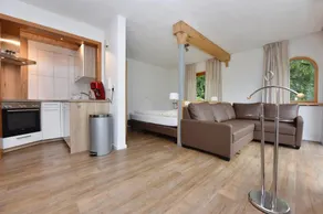 Gemütliche und moderne Studio mit Aussichtslage und Garten - Image 2