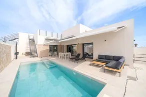Fully equipped nice villa with terrace, garden & private pool - Image 2