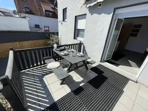 Flat with terrace - Image 2