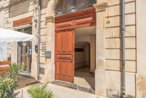 Charmant appartement de vacances avec internet haut débit et terrasse | Vue ville | Adapté au travail à distance | Avec animaux acceptés - Image 2