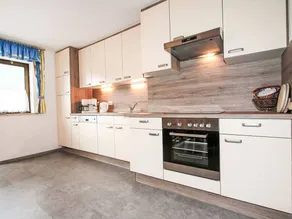 Fully equipped holiday apartment with BBQ, terrace & garden | Mountain view | Pets are welcome - Image 3