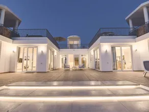 House with terrace, heated pool & BBQ - Image 3