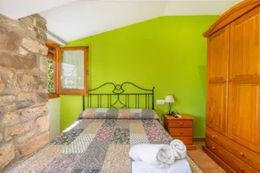 Camera privata con terrazza e giardino | Vista sulla montagna - Image 2