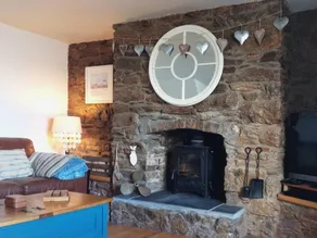 Family-oriented cottage with barbeque & garden | Beach view | Pet-friendly - Image 4