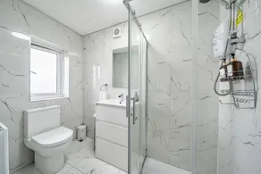 Children-friendly holiday apartment with garden - Image 3