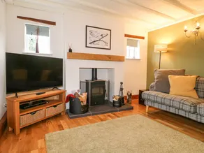 Child-friendly cottage with garden | Dogs allowed - Image 4