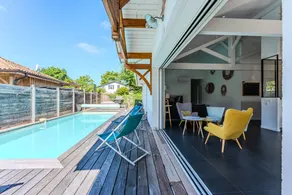 Agréable maison entièrement équipée avec internet haut débit, piscine privée et terrasse | Vue jardin | Avec animaux admis - Image 3