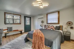 Serene Woodland Studio Retreat with Outdoor Amenities, Near Fishing, Hiking & Gentry, AR - Image 2