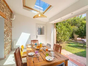 Merveilleuse maison de vacances adaptée aux familles avec barbecue, terrasse et piscine privée | Avec animaux bienvenus - Image 3