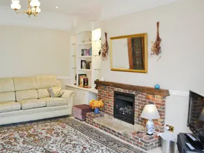 Child-friendly pleasant cottage with garden - Image 3