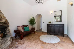 Holiday home with garden, barbecue & terrace - Image 4