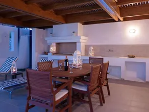 Holiday home with garden, terrace & private pool - Image 4