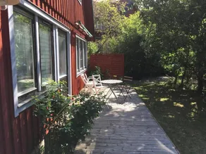 Holiday home with garden, terrace & BBQ - Image 2