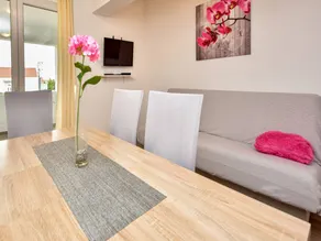 Nice flat with barbeque, garden & terrace - Image 5