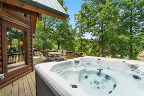 Children-friendly ample cabin with garden, barbeque & pool | Lake view | Pets allowed - Image 2