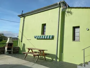 Holiday home with garden, barbeque & terrace | Mountain view - Image 3